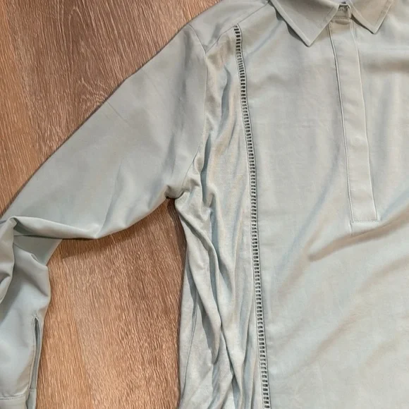 Ann Taylor blouse size large - Picture 2 of 6